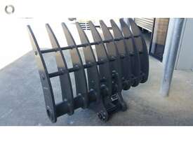 BETTA BILT BUCKETS STICK RAKES - picture6' - Click to enlarge