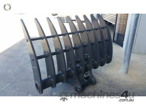 caption BETTA BILT BUCKETS STICK RAKES