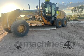Caterpillar 2018   12M3 PB78