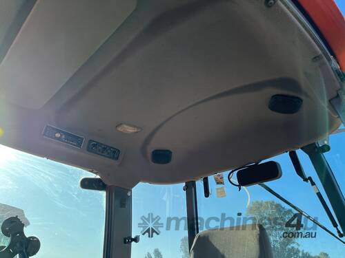 caption 2019 Kubota M9540DHC 4x4 Tractor