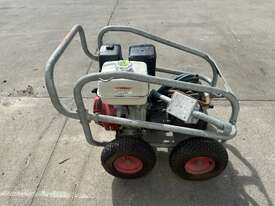 1 x Aussie Pumps Honda Powered Pressure Washer - picture1' - Click to enlarge