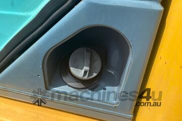 Komatsu   FD40T-7 Forklift