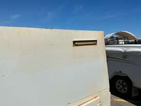 Custom Single Axle Enclosed Trailer - picture1' - Click to enlarge