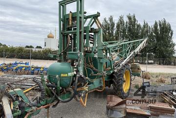 2003 GOLDACRES 3030 Rowcrop Trailed SPRAYER