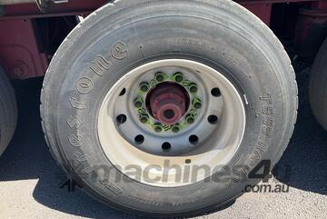 2007 Vawdrey VB-S3 Tri Axle Flat Top Trailer