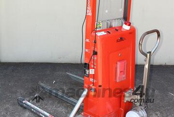 Simpro Quikstak Hydraulic Stacker