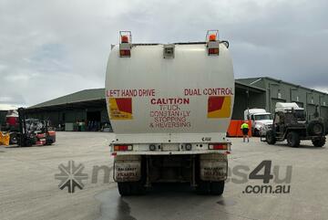 2012 Isuzu FVY1400 Garbage Compactor (Side Load)