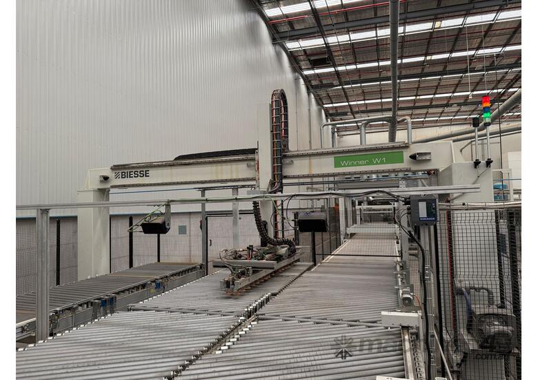 2016 Biesse Stream 7.5 Single Side Edgebander with 2016 Biesse Winner W1 Panel Management System 