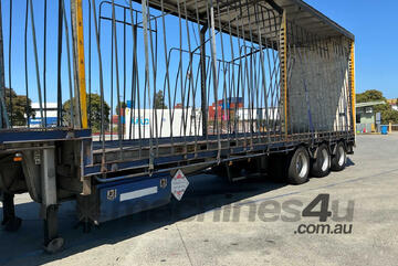 2003 Vawdrey VB S3 Tri Axle Drop Deck Curtainsider B Trailer