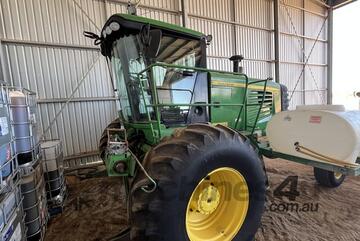 2012 John Deere D450 Windrowers