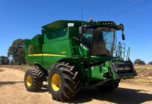 John Deere S670 Header(Combine) Harvester/Header