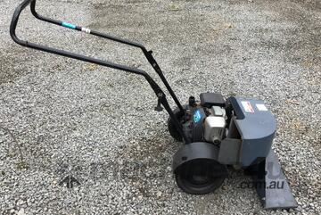 Victa Vac Master Series Vacuum