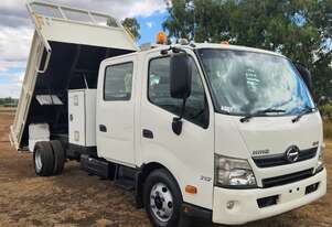 Hino 300 Series 717 Series 2 Wide Cab 4x2 Crew Cab Tipper Truck. Ex Council.