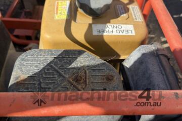 2016 Crommelins Welder Petrol 140 - 240A - Located in Grafton