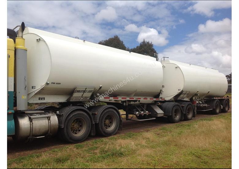 caption 2003 MARSHALL LETHLEAN 19 METER B DOUBLE SET FUEL