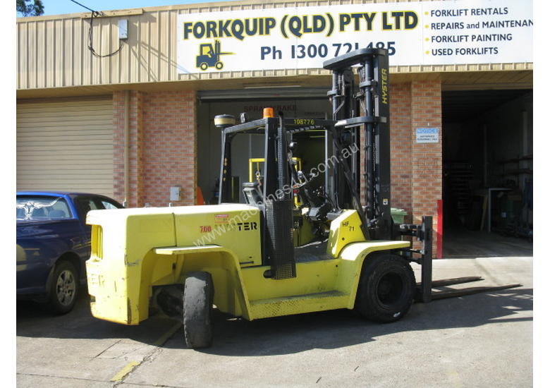 caption Hyster H7.00XL Forklift Diesel, 2 Stage 4,400mm,
