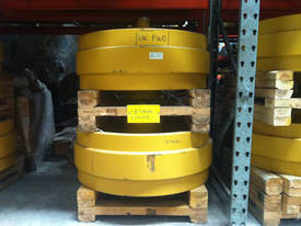 Caterpillar D11 Idler Group - picture0' - Click to enlarge