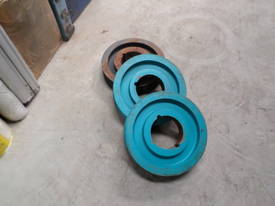 3 Belt Cast Iron Pulley - picture0' - Click to enlarge