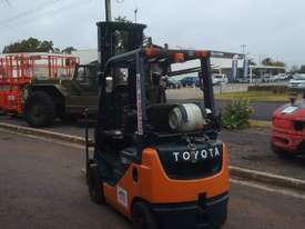 TOYOTA FORKLIFT 6M LIFT 1.8 TON 32-8FG18 - picture2' - Click to enlarge