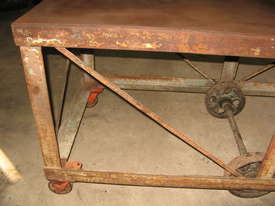 VINTAGE STEEL MOBILE WORK BENCH 1675L X 765W X 760 - picture0' - Click to enlarge