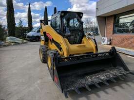 USED CAT 272D XHP SKID STEER LOADER - picture0' - Click to enlarge