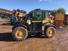 CAT TH215 TELEHANDLER - picture2' - Click to enlarge