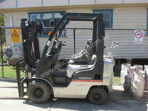 Nissan 1.5 ton Container entry Used Forklift