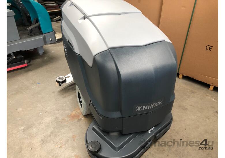 Large Walk Behind Scrubber- SC900 
