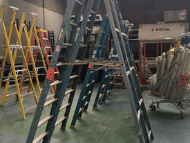 Bailey Step Ladder 3 Meter Fiberglass Industrial 9 Step - picture1' - Click to enlarge