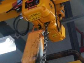 Chain Hoist Anchor electric, 2 tonne - picture0' - Click to enlarge