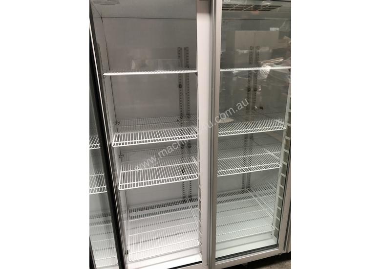 Used skope Commercial fridge Upright Display Fridge in , Listed on