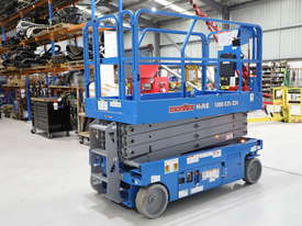 Scissor Lift - 26' (9.92m) Wide Deck Electric  - picture2' - Click to enlarge
