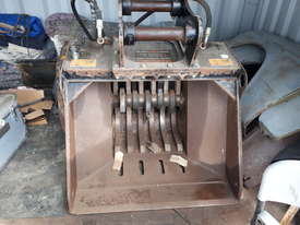 Bucket crusher, Simex CBE10 Complete refurbish, unused since.  - picture0' - Click to enlarge