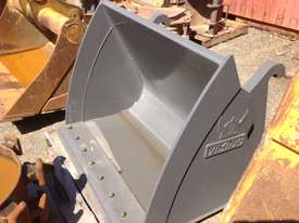Volvo loader bucket  - picture0' - Click to enlarge