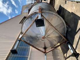 Stainless Steel Vat 10,000lt - picture0' - Click to enlarge
