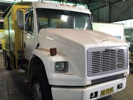 Freightliner Renegade Jet Vac Combination Truck Truck - picture0' - Click to enlarge