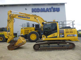 Komatsu PC210 Tracked-Excav Excavator - picture2' - Click to enlarge