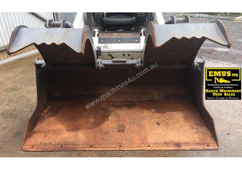caption 1880mm Skid Steer Grapple Bucket with universal hitch. AS171