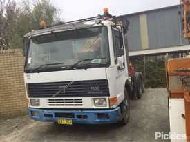 1996 Volvo FL10 - picture2' - Click to enlarge