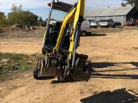 ET18 excavator for sale - picture2' - Click to enlarge