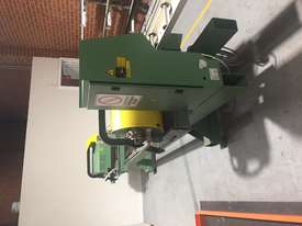 Automatic Double Head Mitre saw - picture1' - Click to enlarge