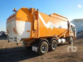 IVECO ACCO 2350 Garbage Truck - picture0' - Click to enlarge