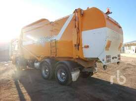 IVECO ACCO 2350 Garbage Truck - picture1' - Click to enlarge