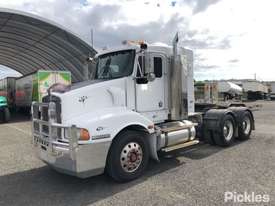 2010 Kenworth T402 - picture2' - Click to enlarge