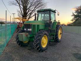 John Deere 7600 MFWD Cabin Tractor - picture1' - Click to enlarge