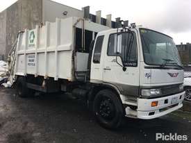 1993 Hino GH - picture0' - Click to enlarge