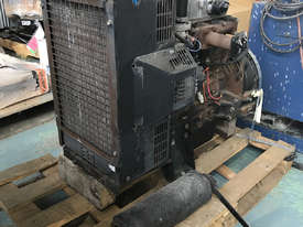 Perkins Industrial Diesel Engine 404D-22 - picture2' - Click to enlarge