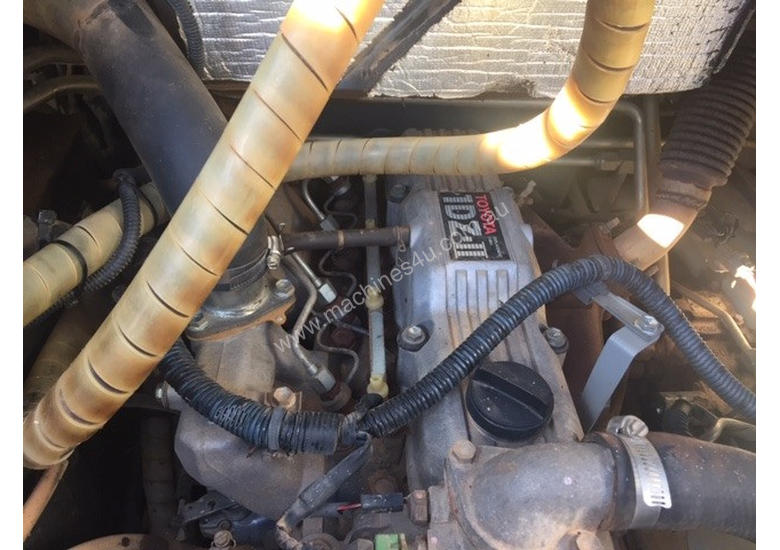 Used Toyota Toyota 5SDK8 Huski Skid Steer Loader Skid Steer Loaders in