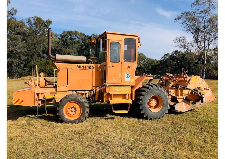 caption Bomag MPH100 Soil Stabilisers Road Maintenance