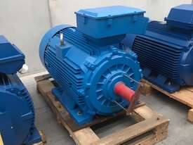 132 kw 175 hp 4 pole 1490 rpm 415 volt 315 frame Foot Mount AC Electric Motor - picture0' - Click to enlarge